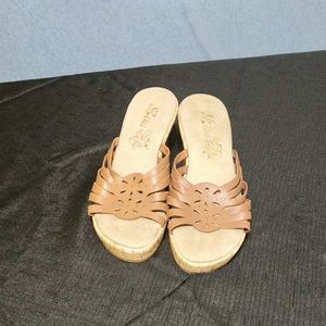 Lilu brown jeweled wedge sandals. Size 5